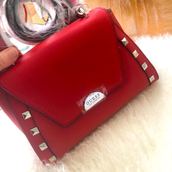 Guess Handbags - BNWT Premium Guess women’s Olivia Rose model purse